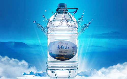 南朔山礦泉水：冬至暖情，共飲健康之水